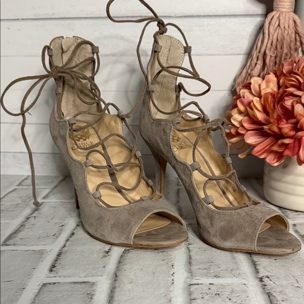 Vince Camuto‎ Womens Lace Up Heels, Suede Leather Peep Toe Stilettos